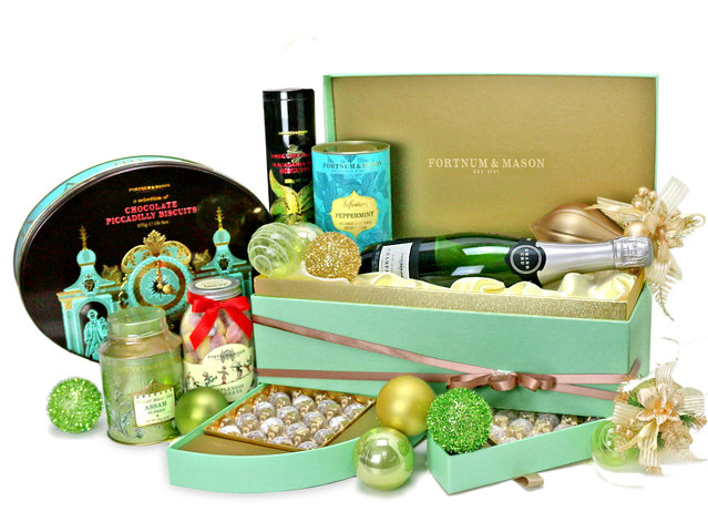 Christmas Gift Hamper - Fortnum & Mason Christmas Hamper M11 - L76603533 Photo